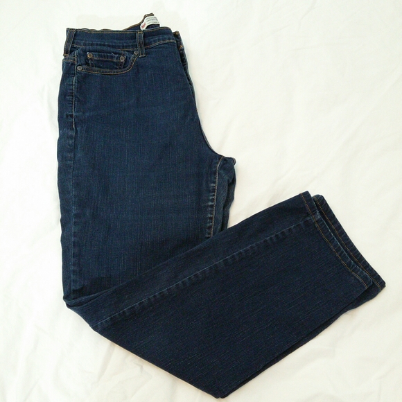 Levis 512 straight leg/perfectly slimming - Picture 3 of 5